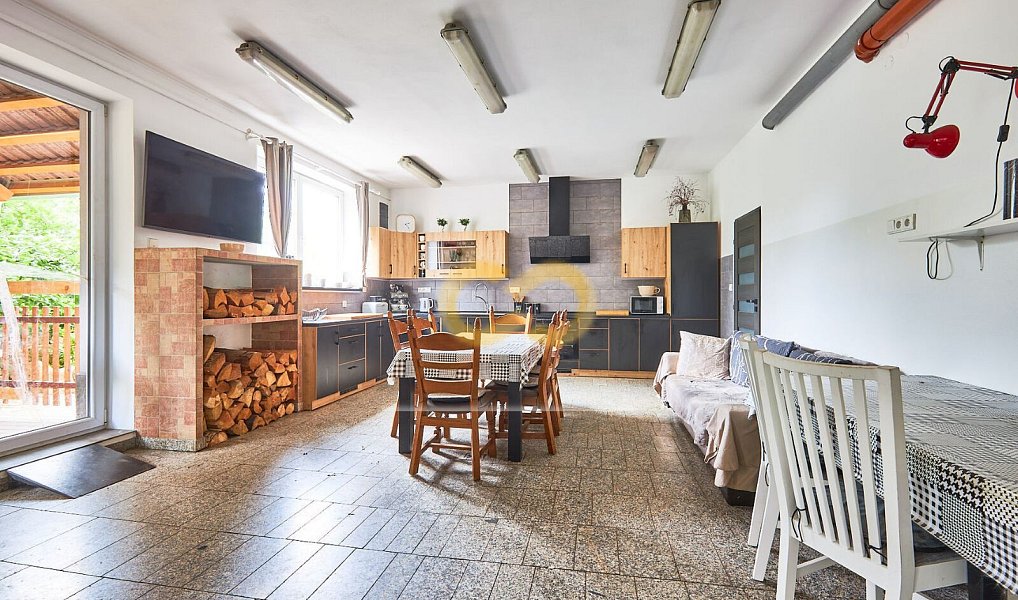 Prodej obchodních prostor 430 m², Písek – náhled fotky 5