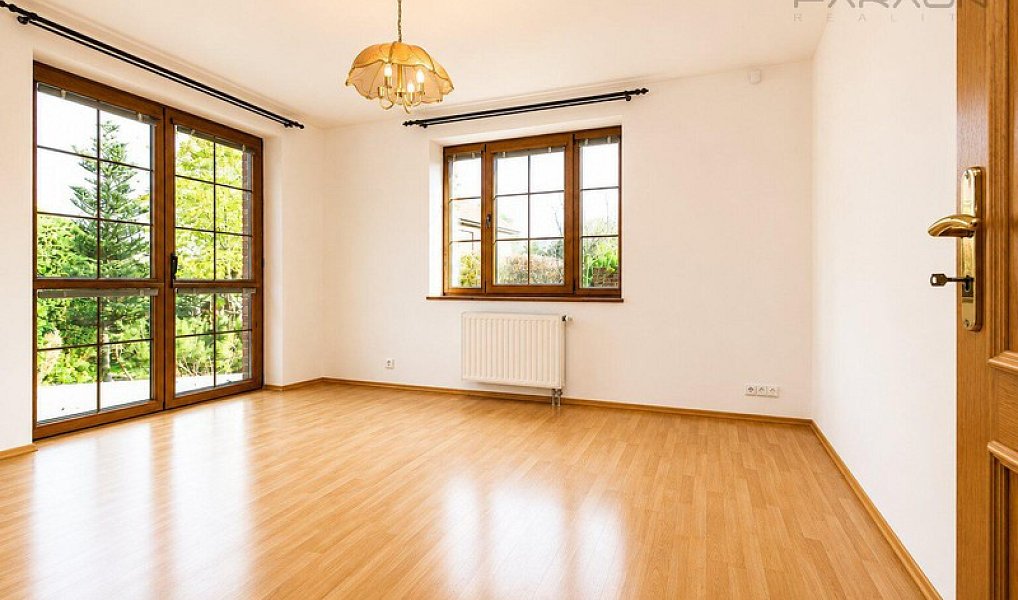 Pronájem domu 384 m² s pozemkem 670 m², Praha – náhled fotky 7