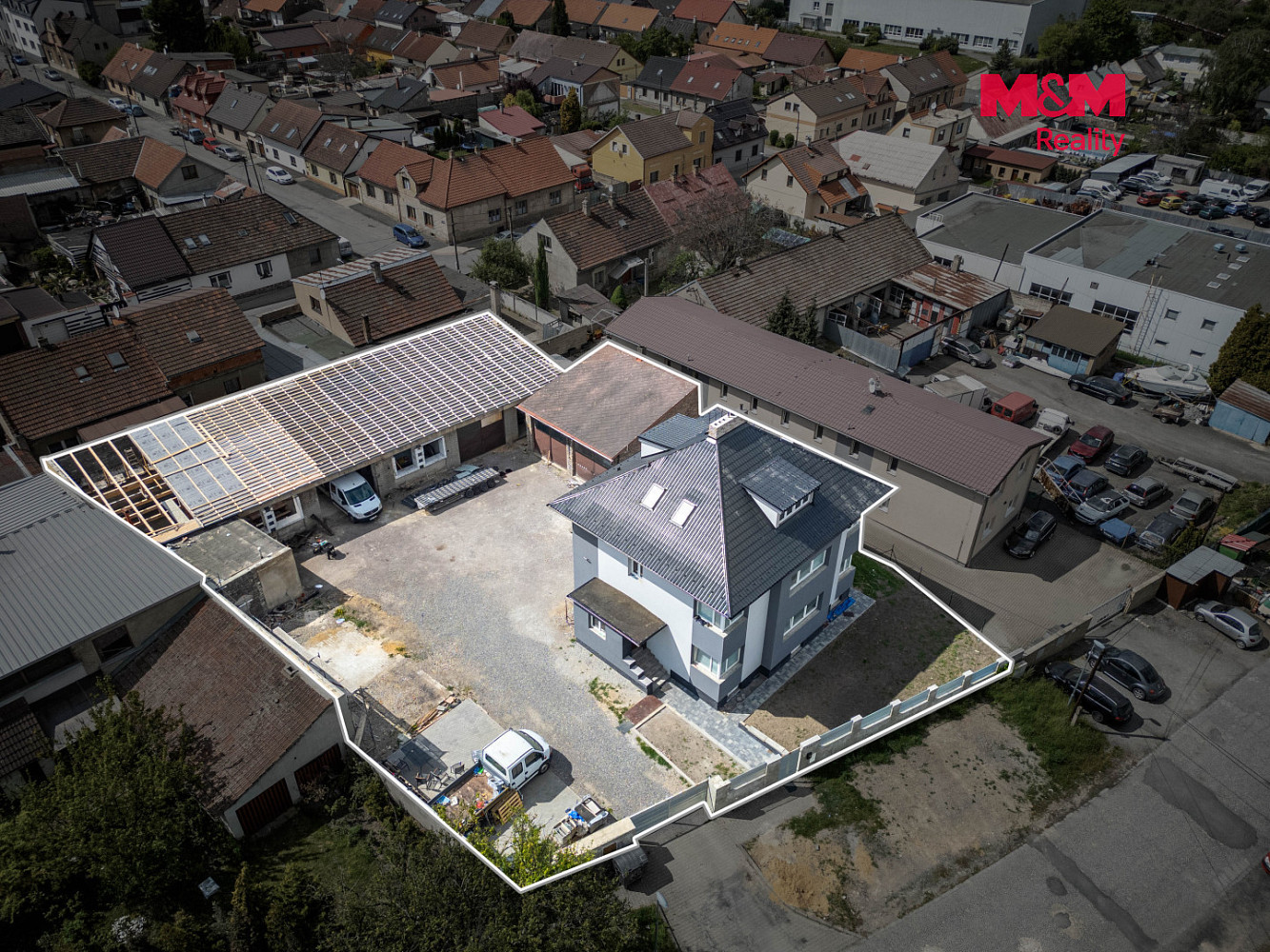 Prodej nájemního domu, činžáku 870 m² – fotografie 3