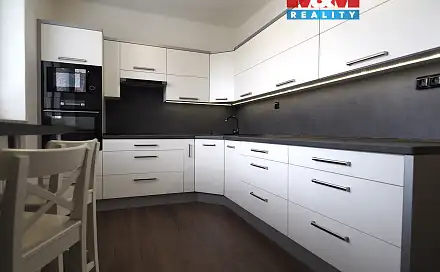 Pronájem bytu 2+1 64 m², Brožíkova, Frýdek-Místek - Místek