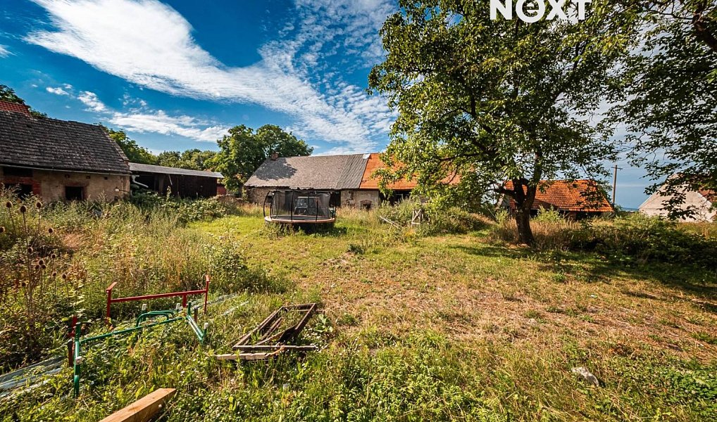 Prodej domu 330 m² s pozemkem 3 898 m², Černíny – náhled fotky 17