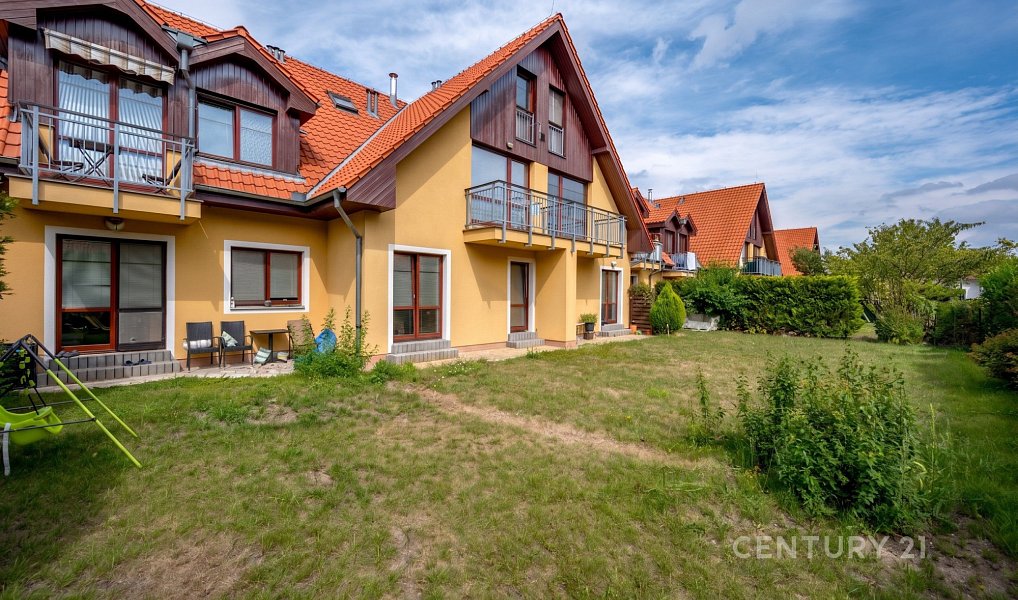 Prodej bytu 2+kk 45 m², Jesenice – náhled fotky 16