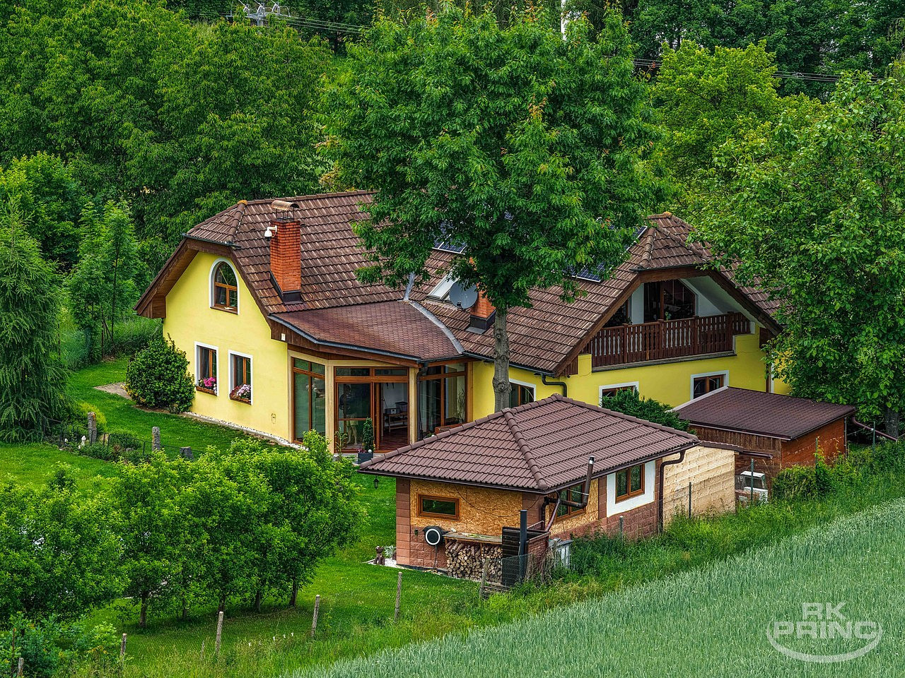 Prodej domu 220 m² s pozemkem 3 222 m²