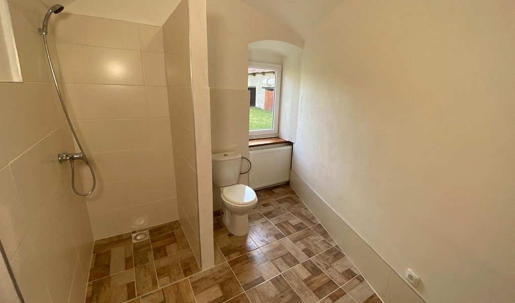 Prodej ubytovacího objektu 310 m², Varnsdorf – náhled fotky 8