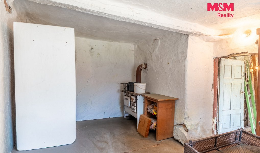 Prodej stavebního pozemku 1 676 m², Strašice – náhled fotky 13