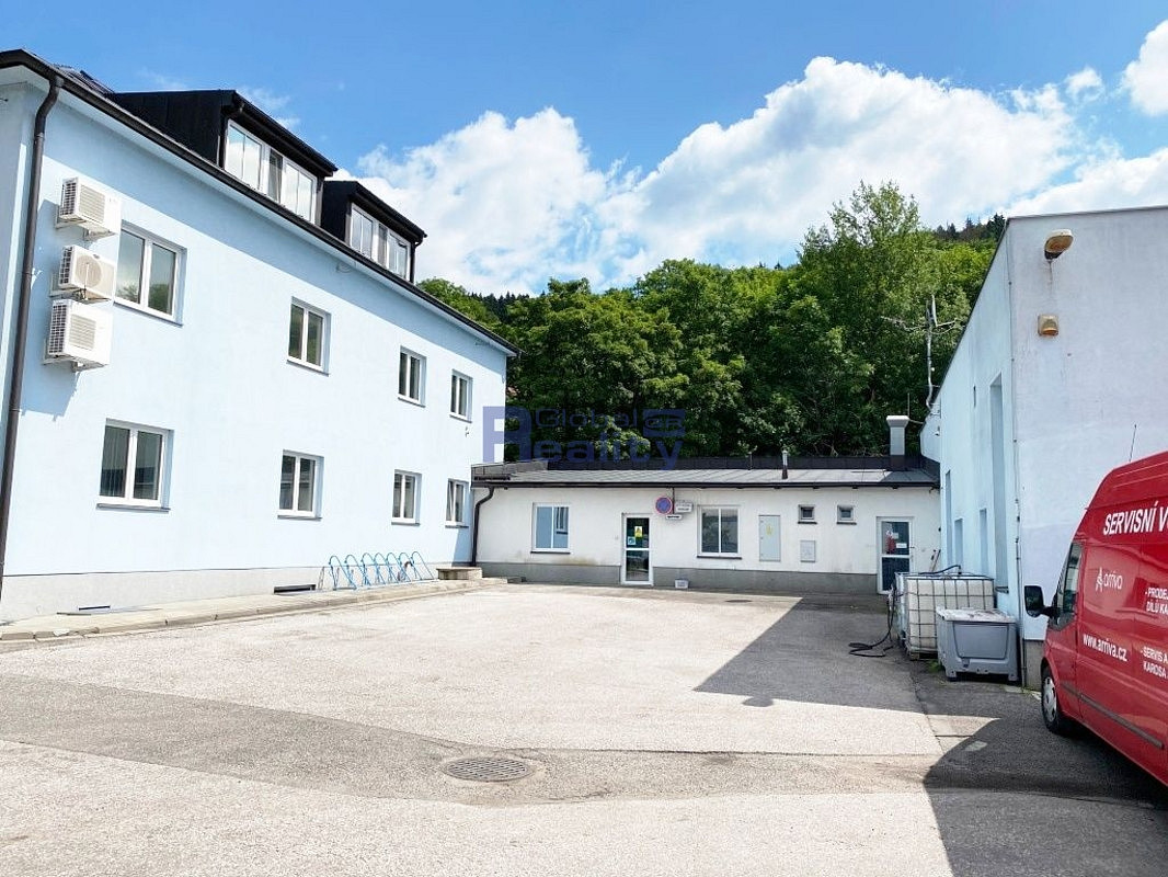 Prodej výrobních prostor 980 m² – pohled 3