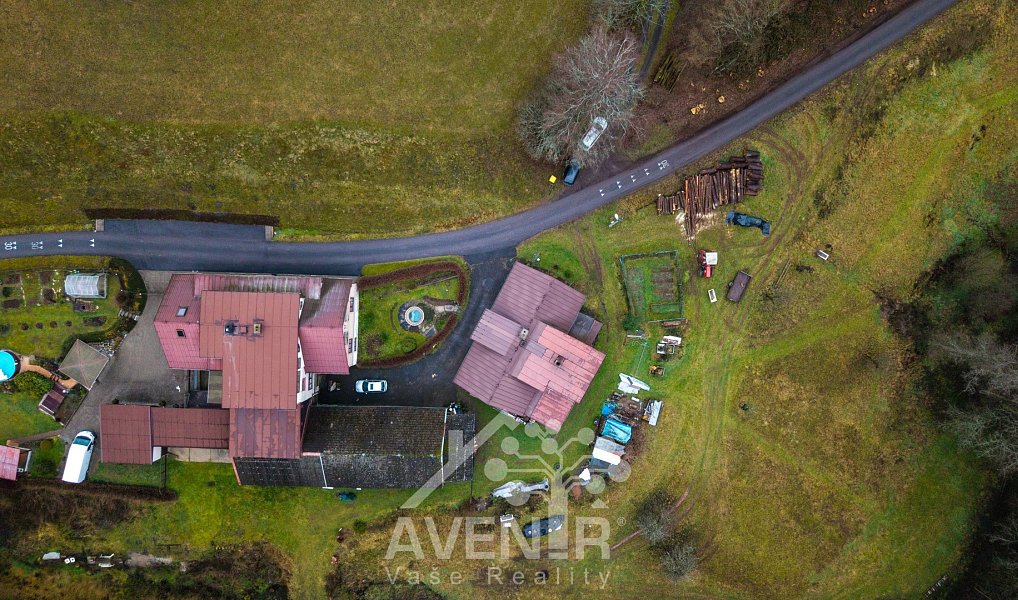 Prodej domu 244 m² s pozemkem 1 336 m², Bozkov – náhled fotky 9