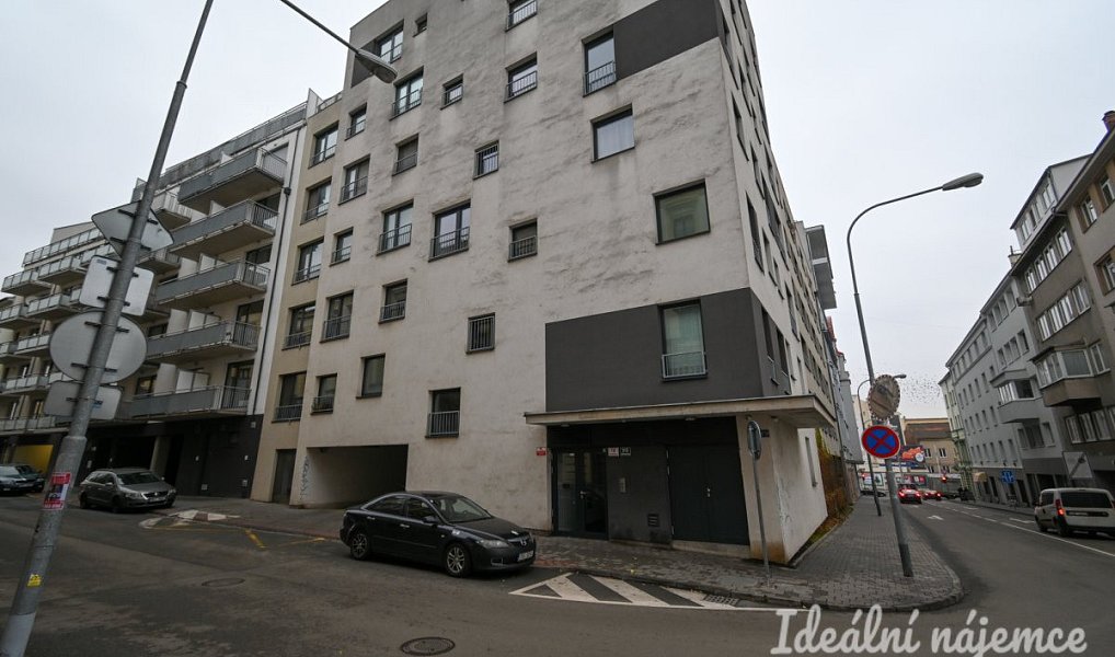 Pronájem bytu 2+kk 49 m², Brno – náhled fotky 16