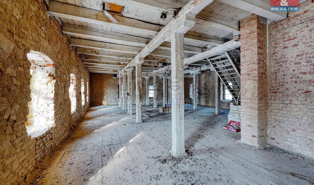 Prodej nájemního domu, činžáku 1 614 m², Žihle – náhled fotky 10