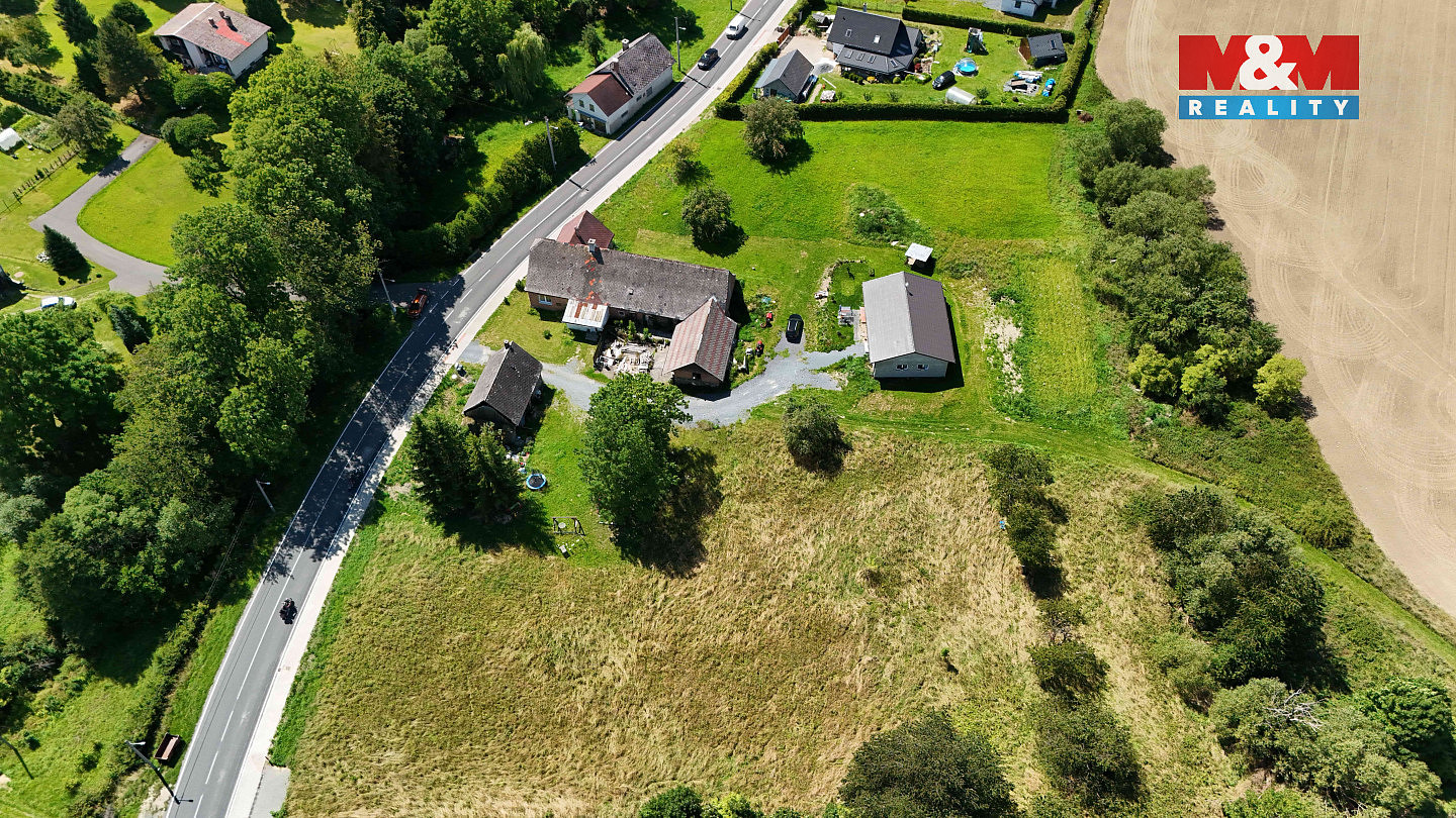 Prodej stavebního pozemku 1 423 m² – fotografie 2