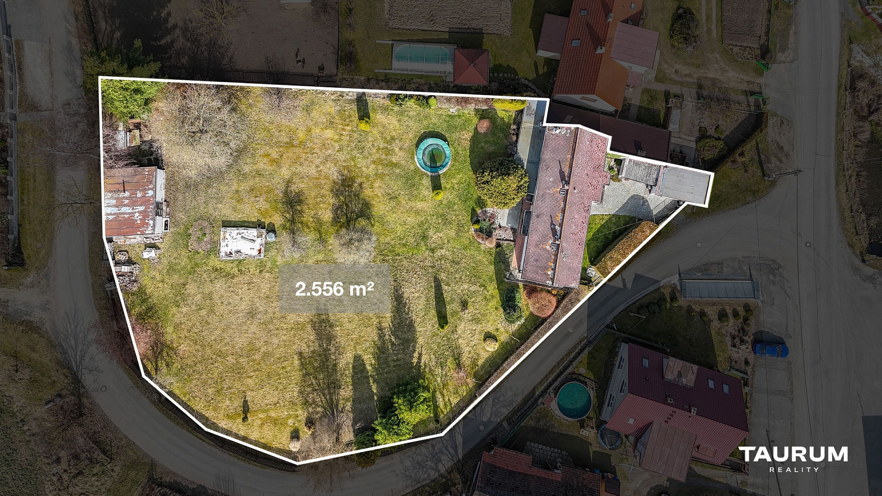 Prodej domu 289 m² s pozemkem 2 556 m² – fotografie 2