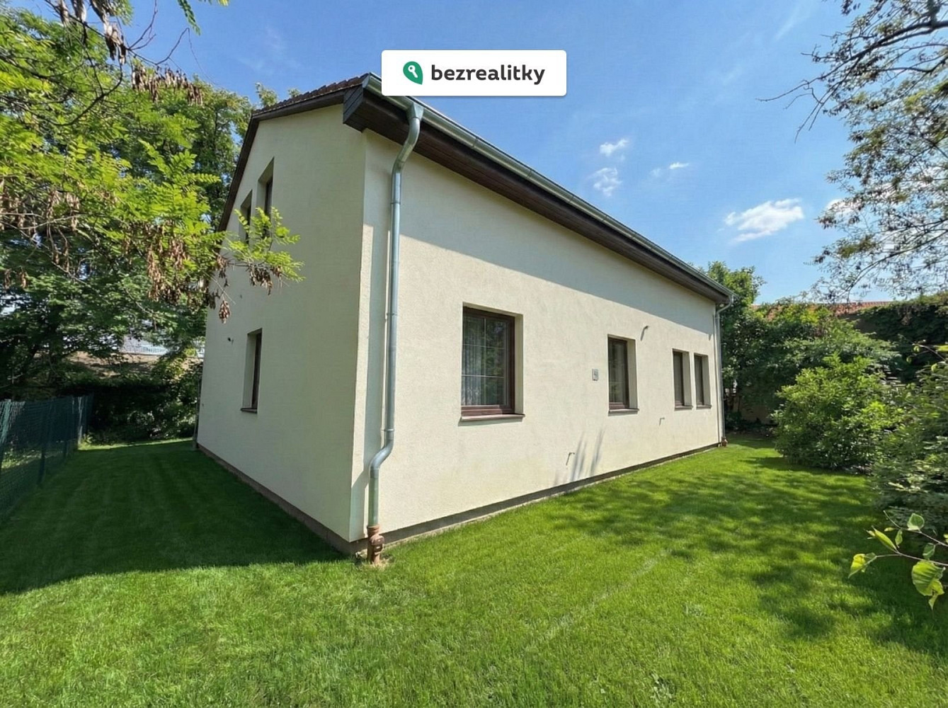 Prodej domu 242 m² s pozemkem 121 m² – fotografie 3