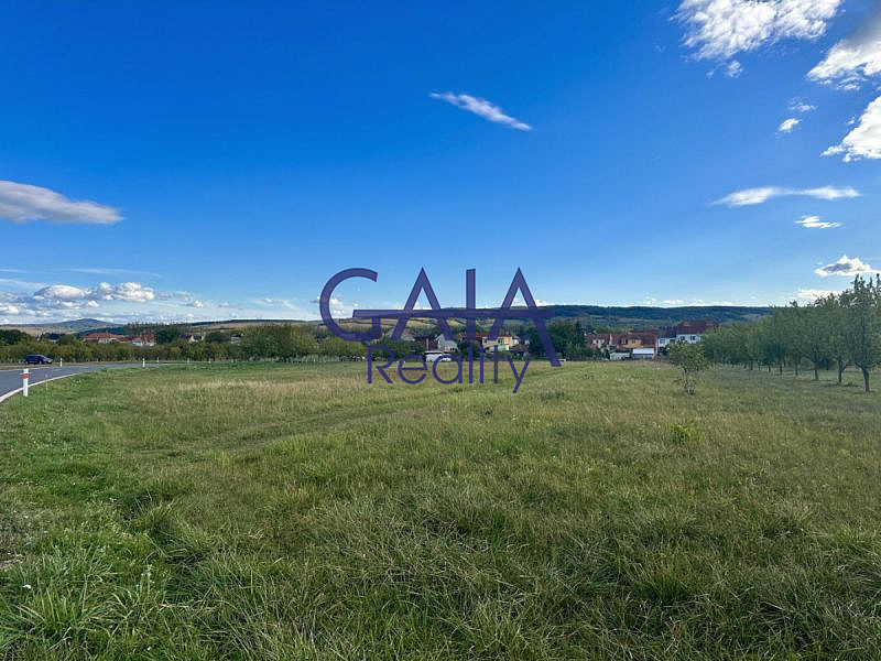 Prodej stavebního pozemku 3 079 m²