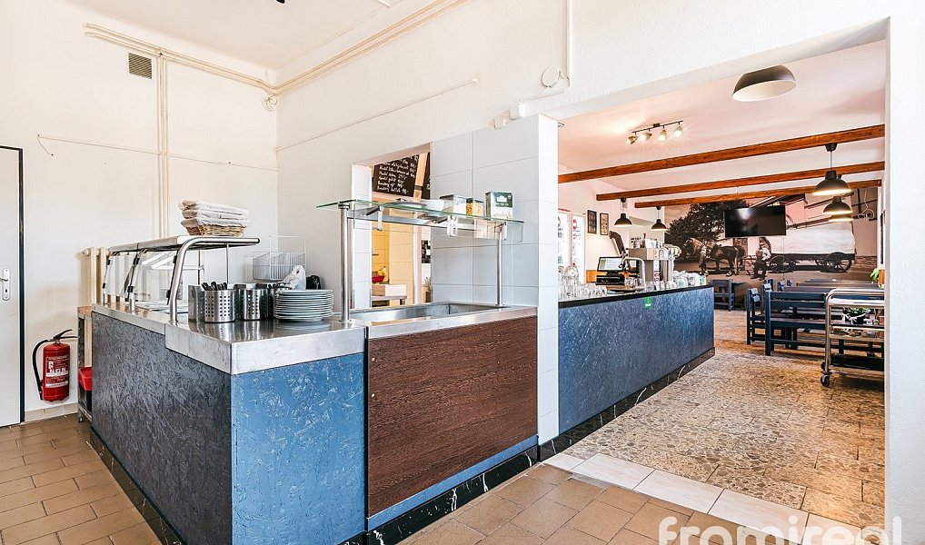 Prodej restaurace 340 m², Šatov – náhled fotky 19
