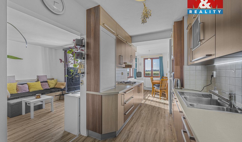 Prodej domu 374 m² s pozemkem 4 508 m², Sulice – náhled fotky 23