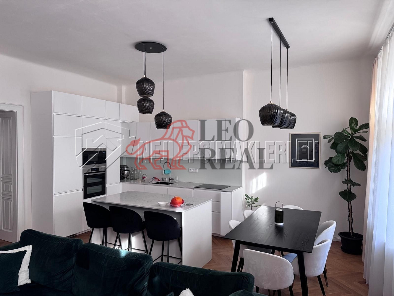 Pronájem bytu 2+kk 80 m²