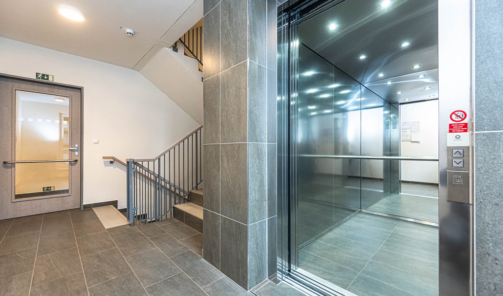 Prodej bytu 1+kk 34 m², Praha – náhled fotky 17