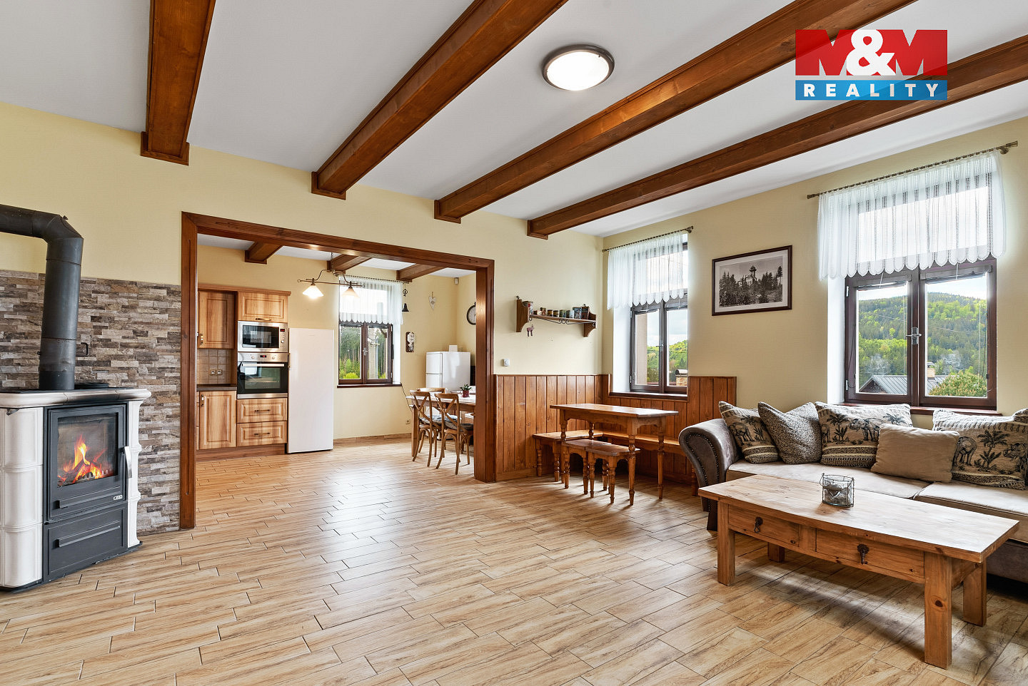 Prodej ubytovacího objektu 215 m² – fotografie 5