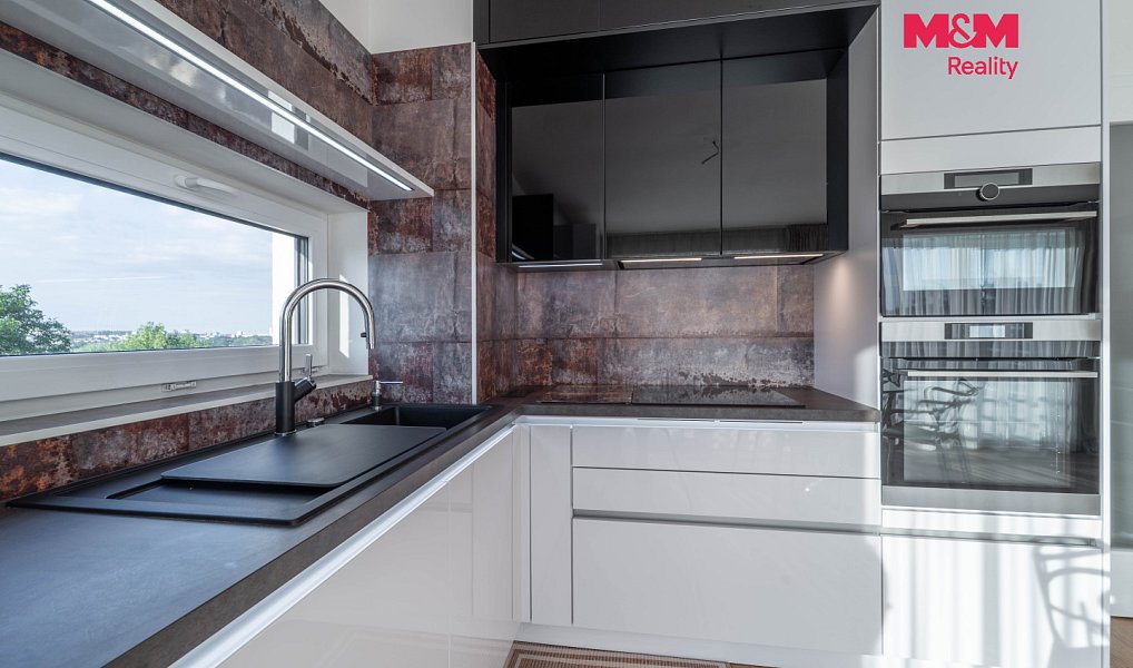 Prodej bytu 5+kk 112 m², Ořech – náhled fotky 4