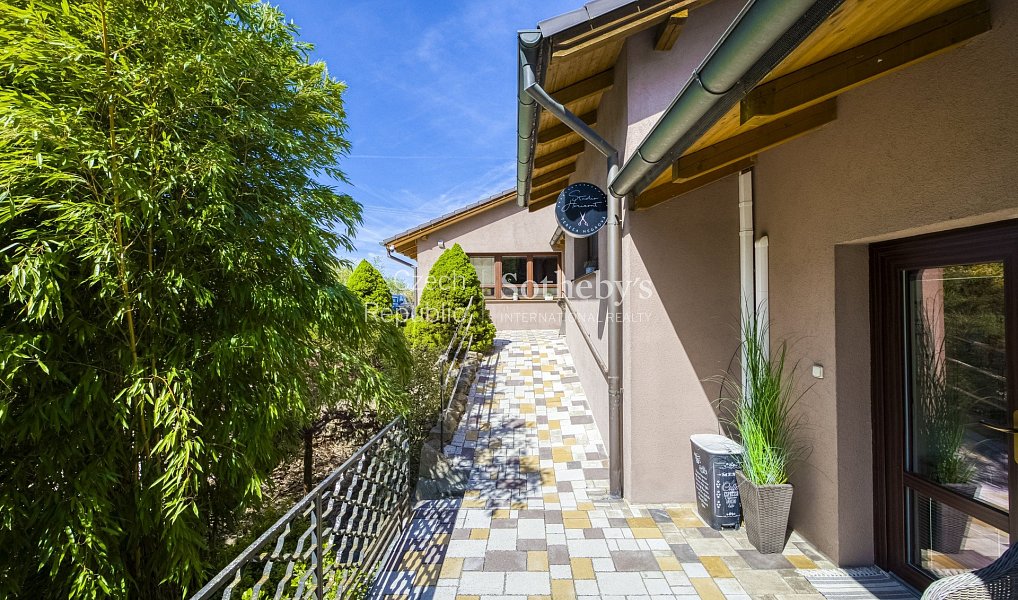 Prodej domu 422 m² s pozemkem 3 263 m², Beroun – náhled fotky 17