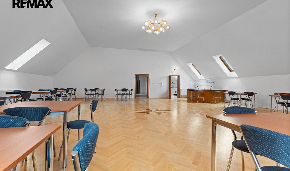 Prodej skladovacích prostor 1 050 m², Slatina – náhled fotky 32