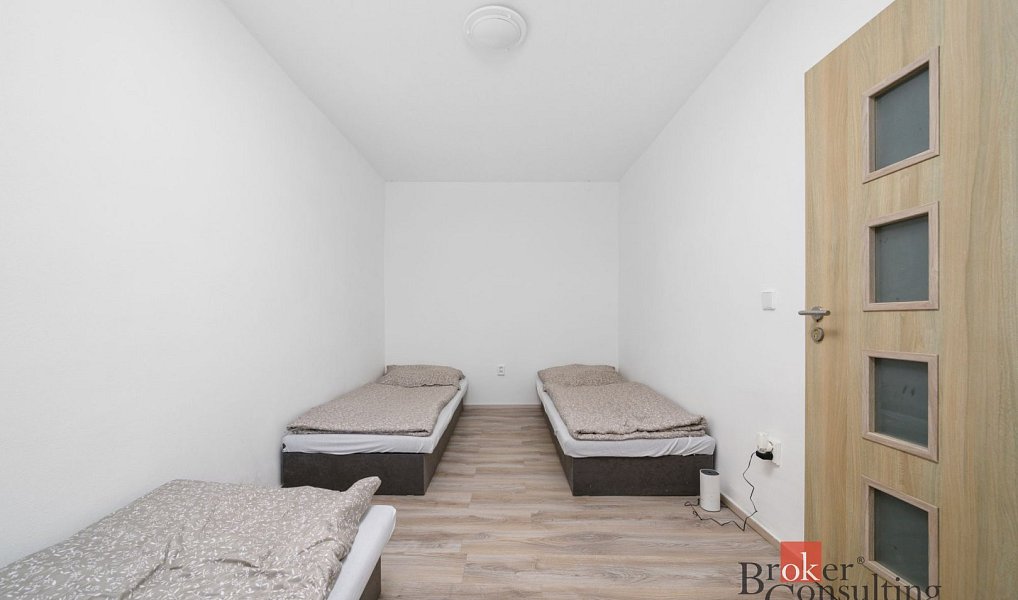 Prodej domu 240 m² s pozemkem 888 m², Bulovka – náhled fotky 13
