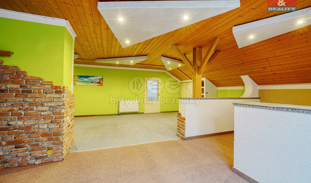 Prodej domu 203 m² s pozemkem 1 307 m², Mrákov – náhled fotky 11