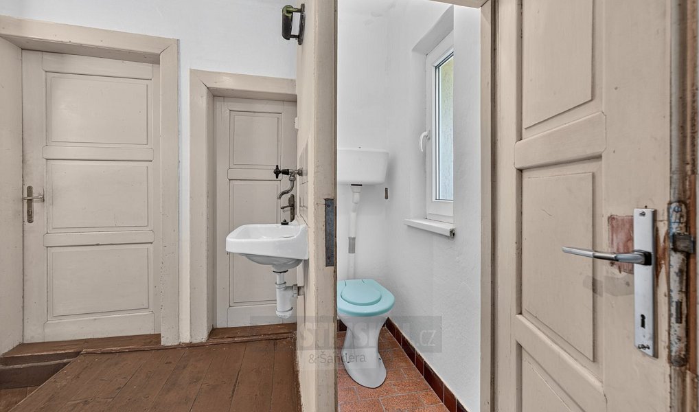 Prodej domu 339 m² s pozemkem 9 216 m², Mirkovice – náhled fotky 28