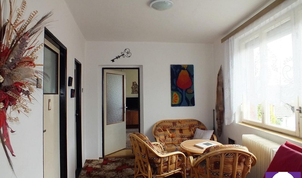 Prodej domu 422 m² s pozemkem 2 370 m², Zalužany – náhled fotky 9
