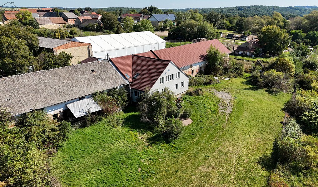Prodej zemědělského objektu 850 m², Střemy – náhled fotky 6
