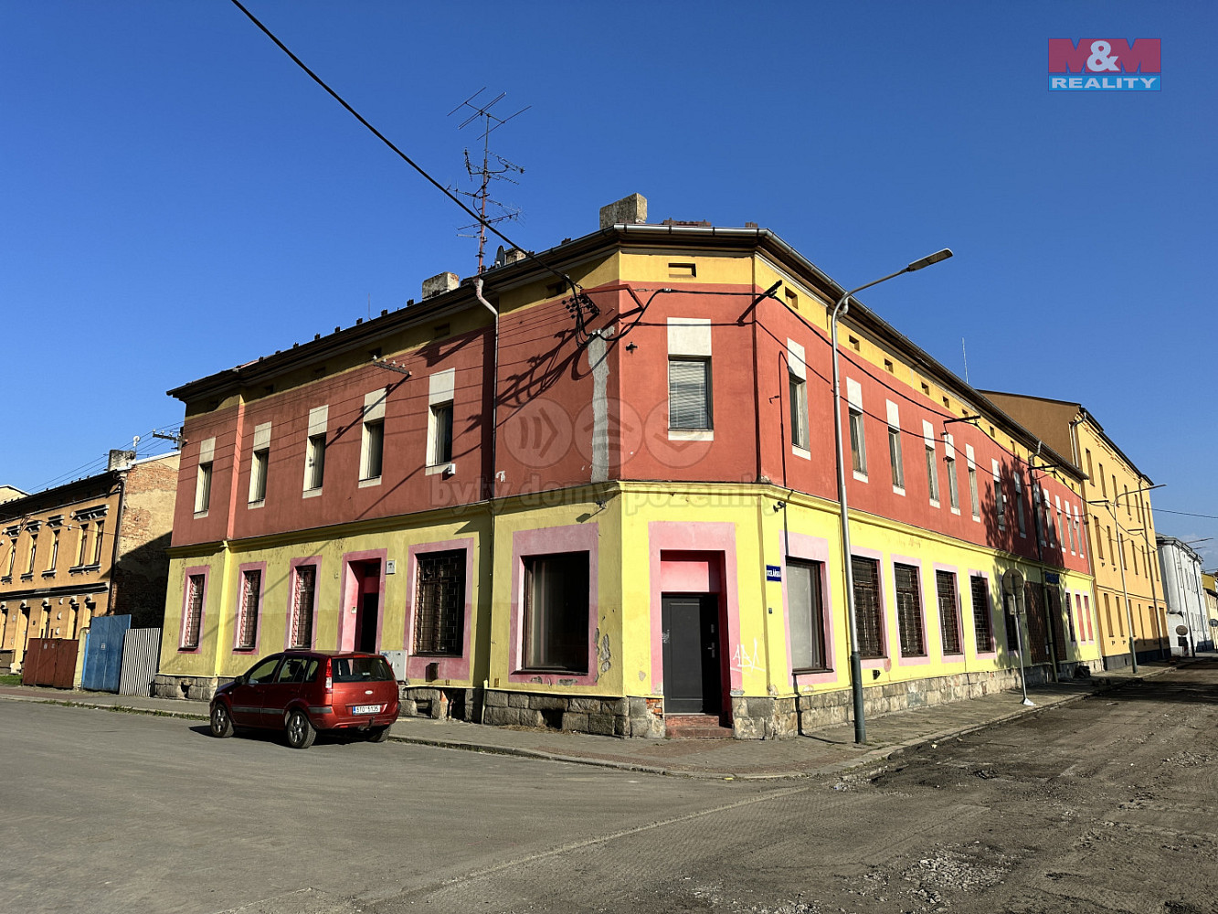 Prodej nájemního domu, činžáku 600 m² — photo 5