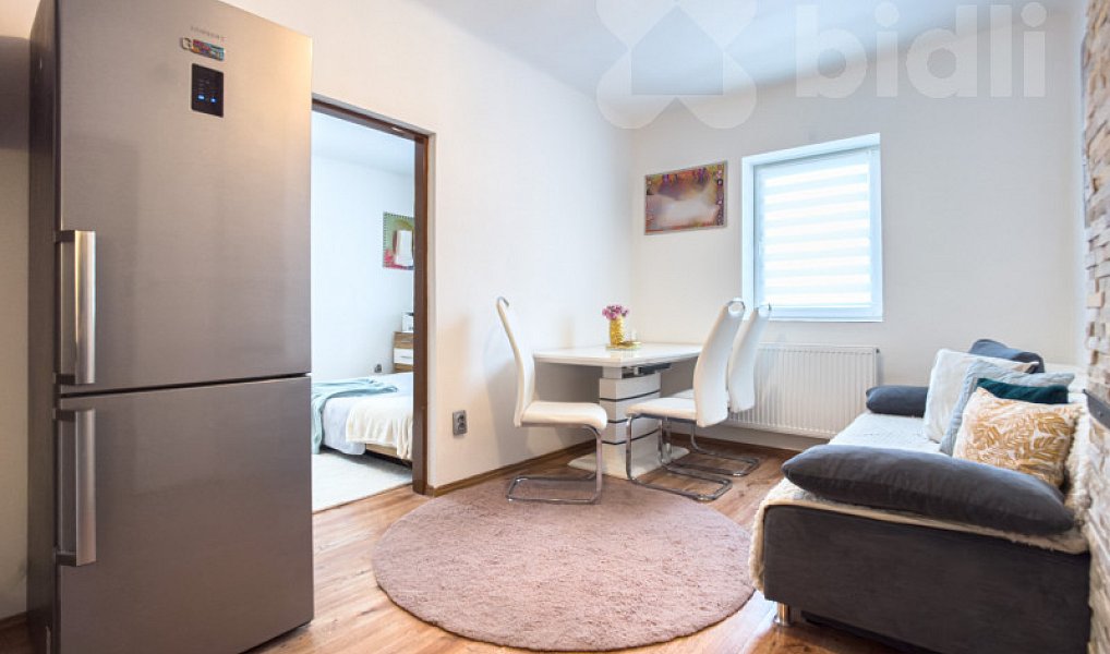 Prodej domu 68 m² s pozemkem 1 045 m², Kvasiny – náhled fotky 2