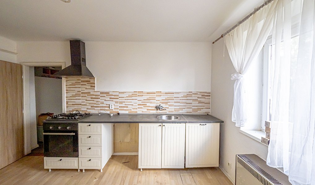 Pronájem bytu 2+1 48 m², Bílina – náhled fotky 2