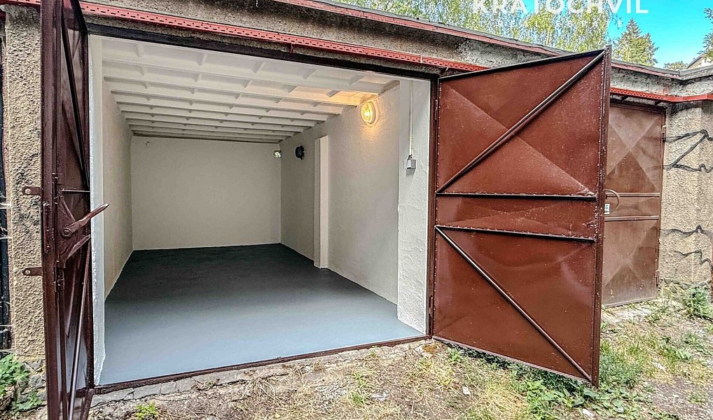 Prodej samostatné garáže 15 m2 Praha 5, Smíchov, ulice U Blaženky, Praha – náhled fotky 3