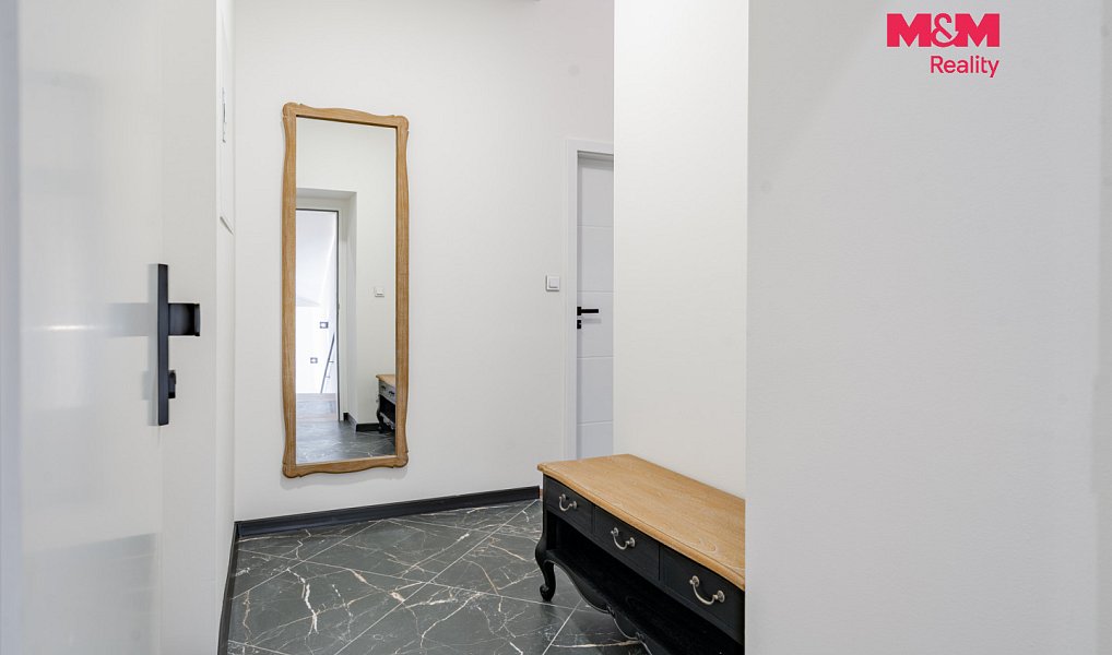 Prodej bytu 2+kk 50 m², Horní Planá – náhled fotky 14