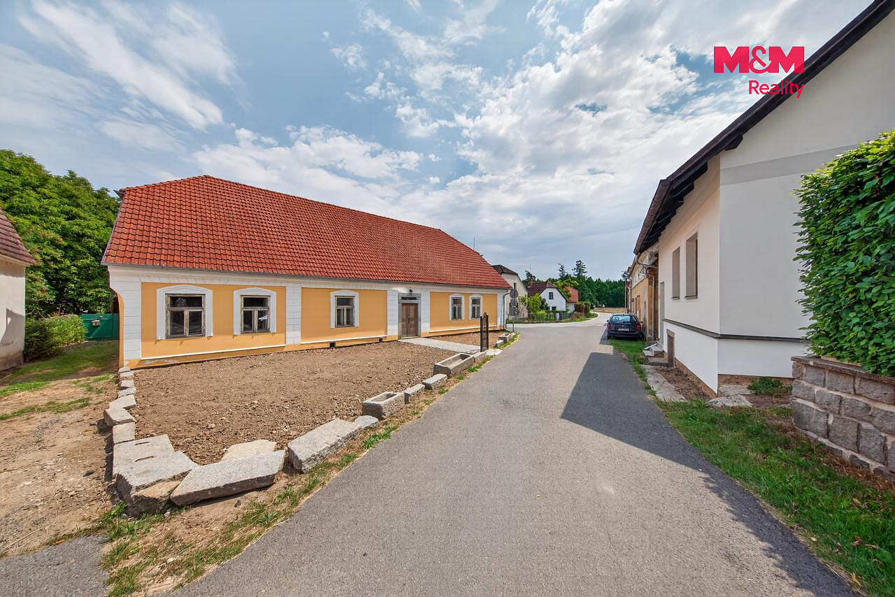 Prodej domu 163 m² s pozemkem 489 m² — photo 2