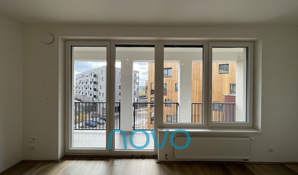 Pronájem bytu 1+kk 34 m², Praha – náhled fotky 3