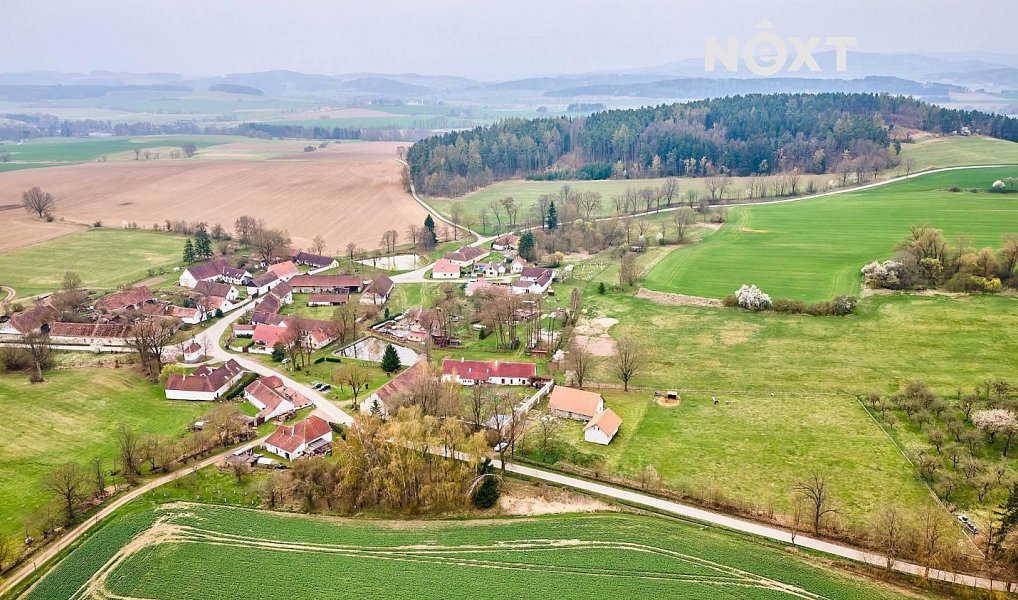 Prodej stavebního pozemku 8 407 m², Předslavice – náhled fotky 7