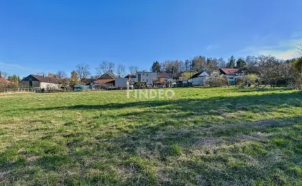 Prodej pole 2 165 m², Újezd, okres Beroun