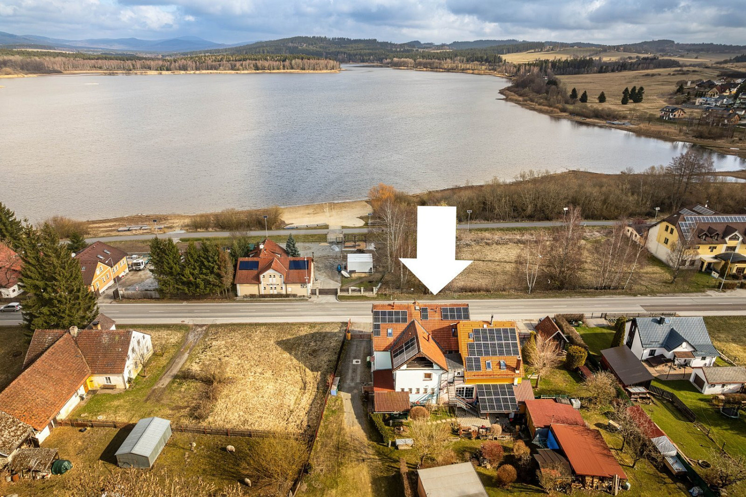 Prodej ubytovacího objektu 500 m² – fotografie 4