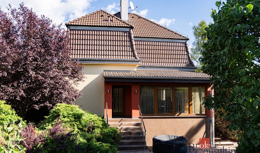 Prodej domu 160 m² s pozemkem 1 423 m², Teplice – náhled fotky 34