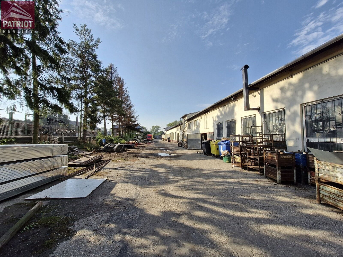 Pronájem komerčního pozemku 900 m² – fotografie 3