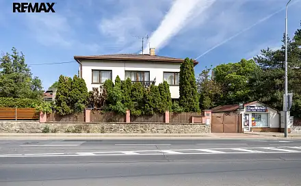 Prodej domu 316 m² s pozemkem 668 m², Náchodská, Praha 9 - Horní Počernice