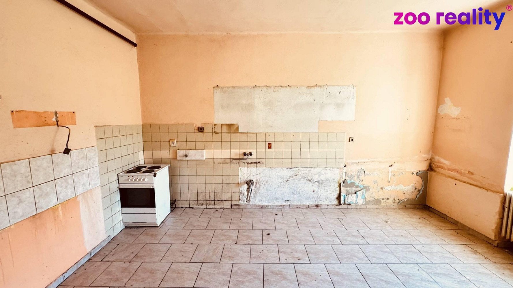 Prodej domu 306 m² s pozemkem 1 596 m² – fotografie 3