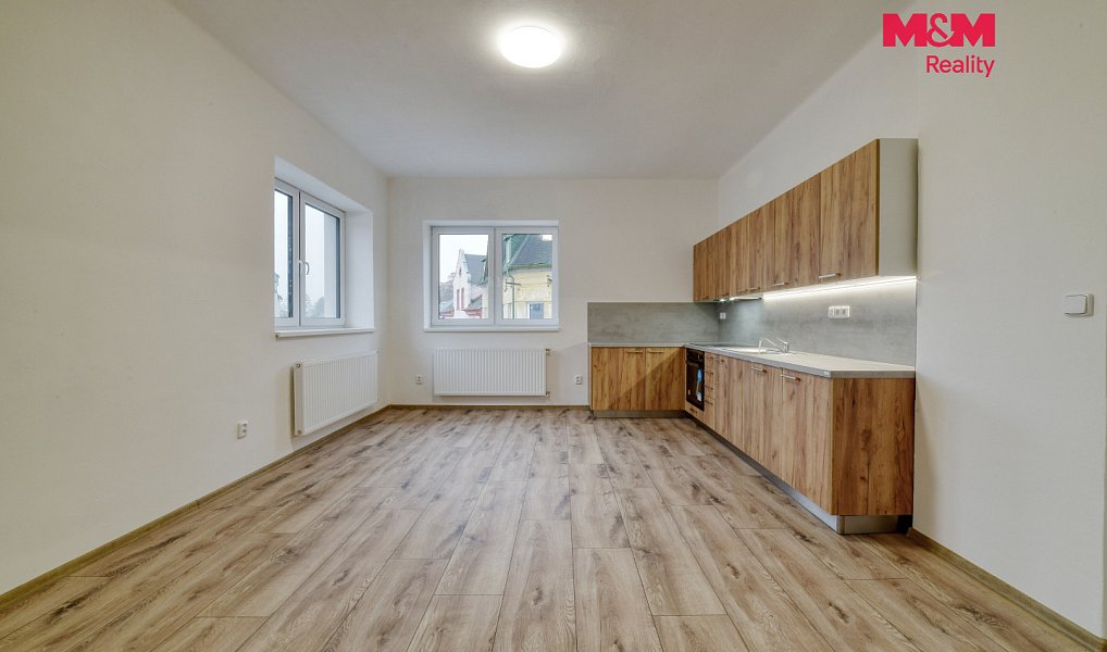 Prodej domu 218 m² s pozemkem 334 m², Luby – náhled fotky 16