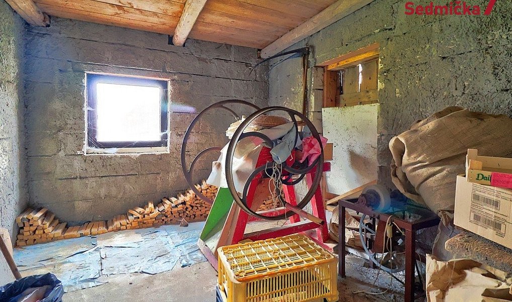 Prodej domu 318 m² s pozemkem 1 300 m², Věcov – náhled fotky 42