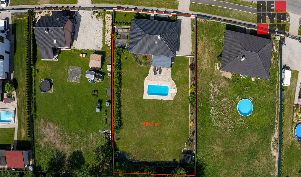 Prodej domu 73 m² s pozemkem 1 042 m², Žiželice – náhled fotky 2