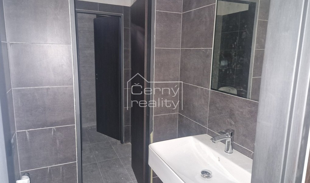 Pronájem obchodních prostor 120 m², Hronov – náhled fotky 13