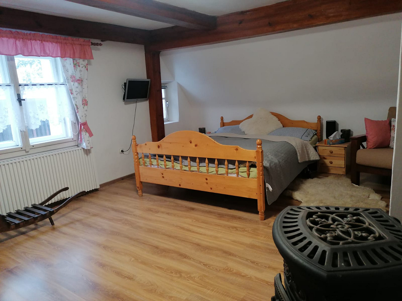 Prodej chalupy 180 m² s pozemkem 4 264 m² – pohled 6