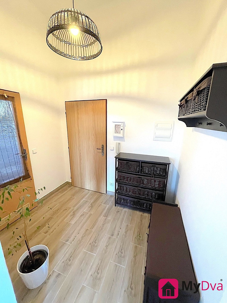 Pronájem bytu 3+kk 68 m² – fotografie 3